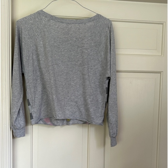 Hello Kitty Sanrio Roll Hem Long Sleeve Top Gray Stripe Pink Size Medium - Picture 2 of 10